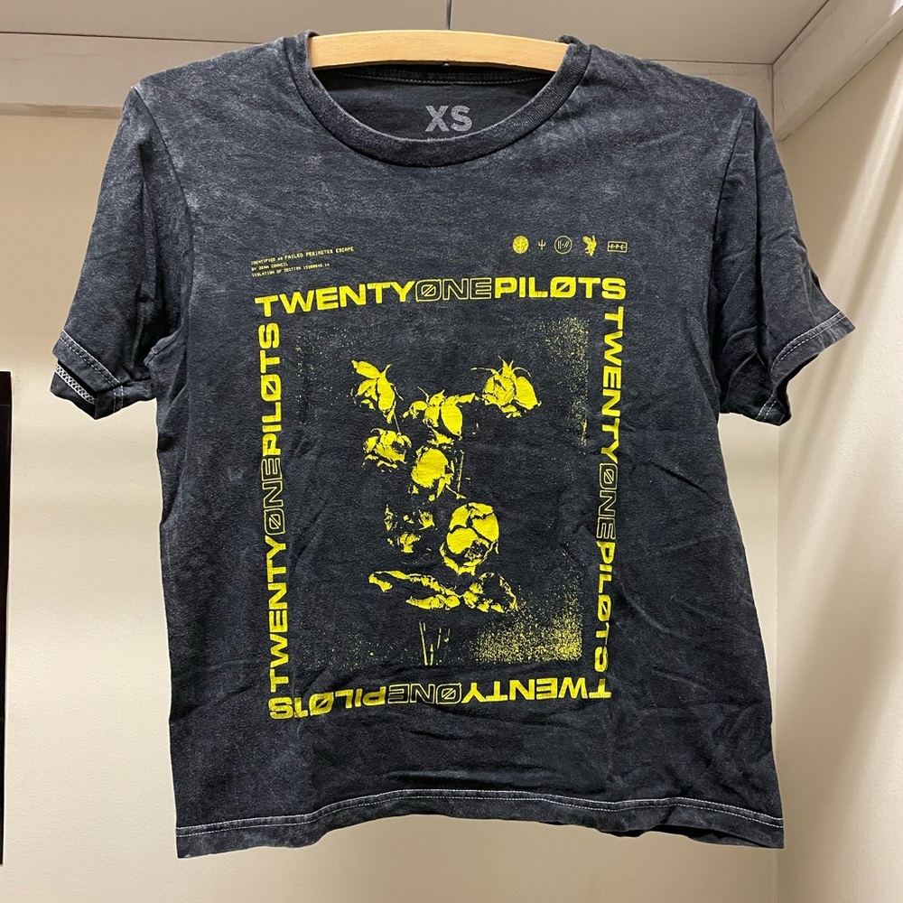 Twenty One Pilots short sleeve shirt Flower Trench merch
